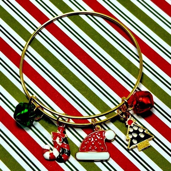 Handmade Christmas Bangle & Jingle Bell Charm Bracelet!